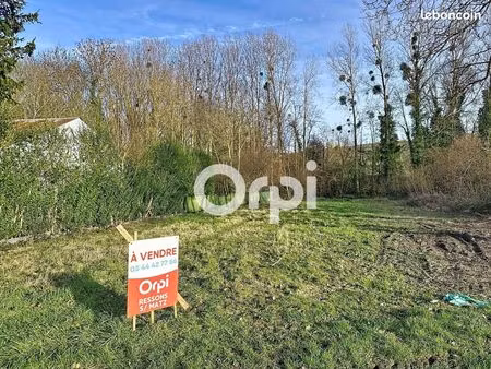 terrain 698 m² lassigny