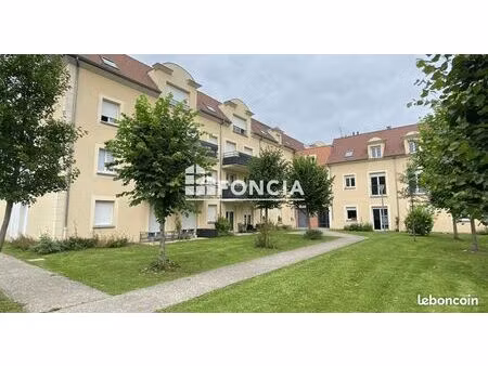 proche de liancourt et gare sur place