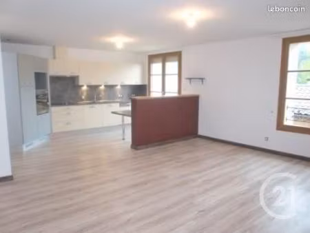 appartement 4 pièces 112 m²