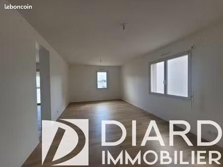 bureaux 47 m² domagne