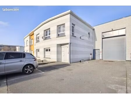 local d'activité 295 m²