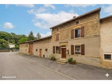 ferme 9 pièces 251 m²