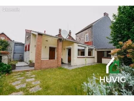 maison individuelle et ses 3 garages