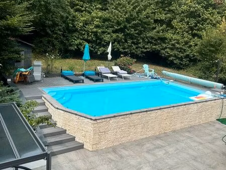 maison familiale 4 chambres – piscine et jaccuzi – terrain arboré – proche village de marq