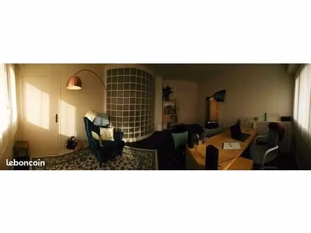 location d'un bureau meublé dans un cabinet de thérapie