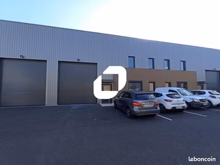 local d'activité 229 m²