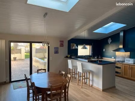 maison ​de ville atypique  lumineuse et fonctionnelle  5 pièces 121 m² – quartier sacré-cœ