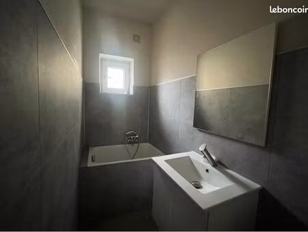 location t1 32m2 homecourt