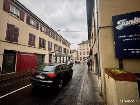 local commercial 32 m²