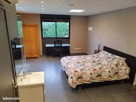 chambre meublée et équipée chez l’habitant 40 m2