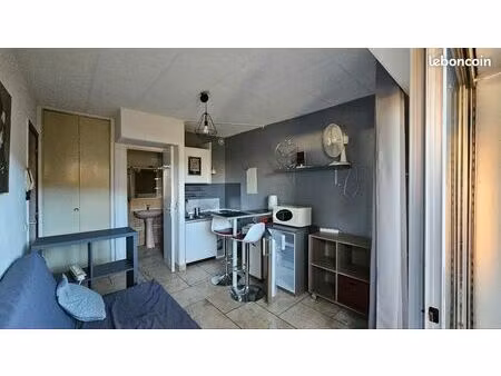 studio meuble