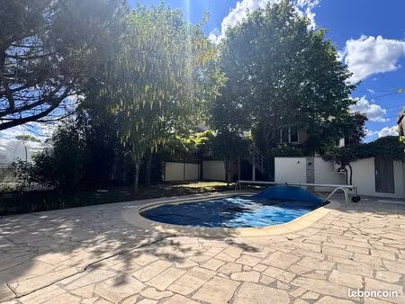 maison 5 pièces 130 m²