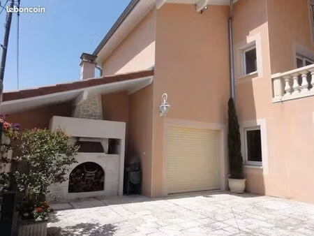 villa charnècles 280 m²