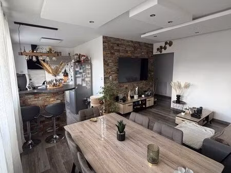 appartement 3 pièces / 56m2 / cave + garage