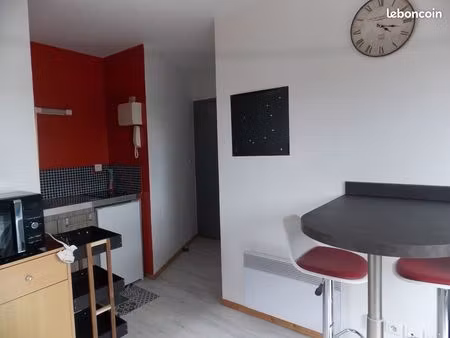 location de 1 studio meublé à avrillé 49