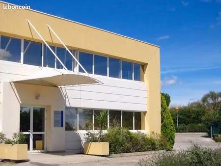 bureaux 288 m²