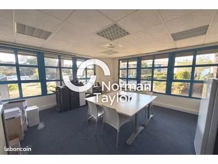 bureaux 188 m²