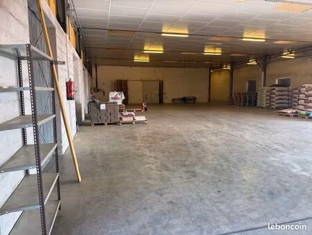 stockage dans entrepôt
