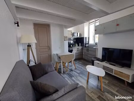 studio 1 pièce 14 m²