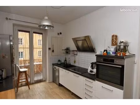 appartement 6 pièces 197m2