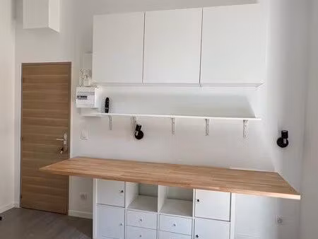 bureau meublé tout équipé centre ville beziers libre immédiatement