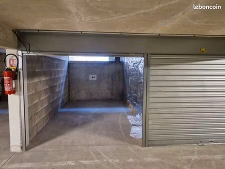 loue garage 13m2