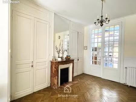 maison 7 pièces 130 m²