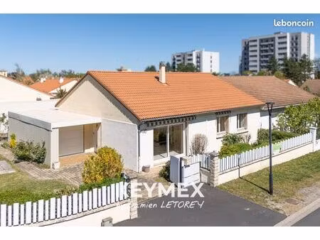 maison 6 pièces 108 m²