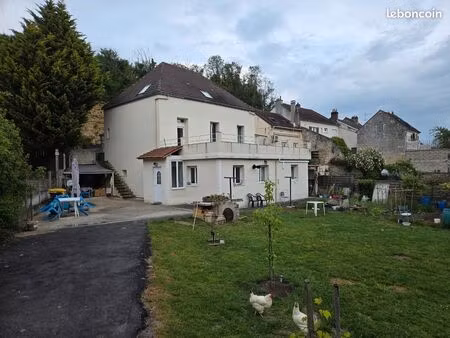 grande maison familiale 2 logements séparés