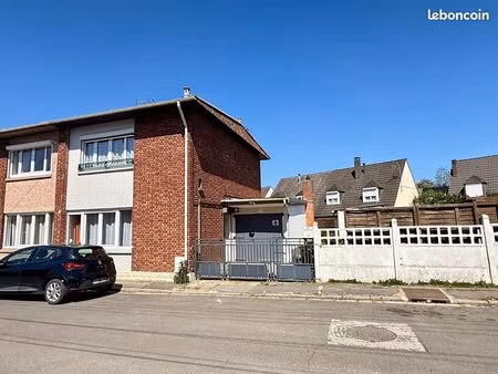 maison 5 pièces 90 m²