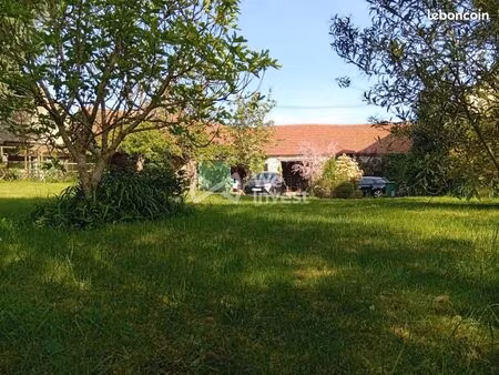 maison 7 pièces 260 m²