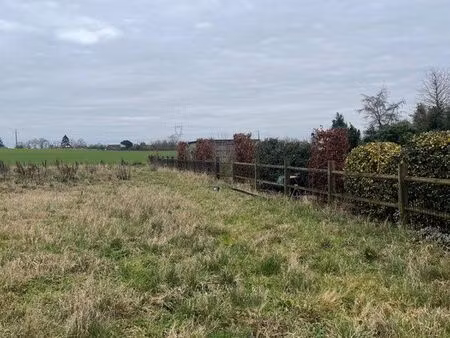terrain à vendre bersée  cadre privilégié dans la pévèle