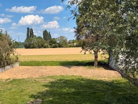 terrain à bâtir- vue imprenable sur les champs