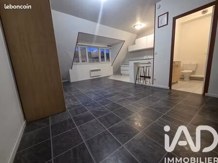 studio 1 pièce 31 m²