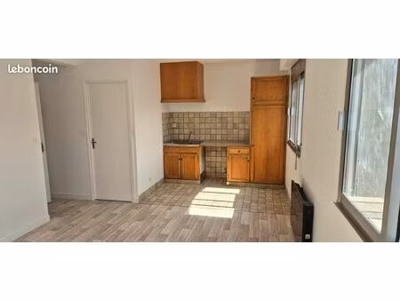 studio 1 pièce 25 m²