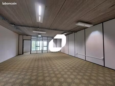 bureaux 80 m²