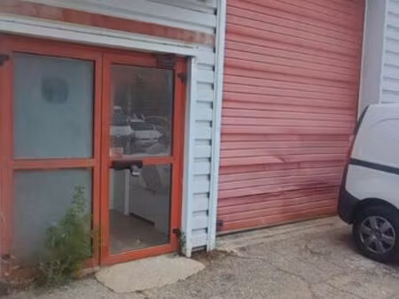 entrepôt et bureau en zone artisanale