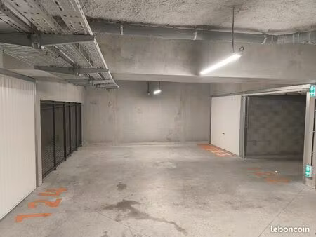 location garage 14 m2