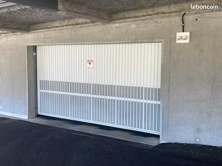 loue garage