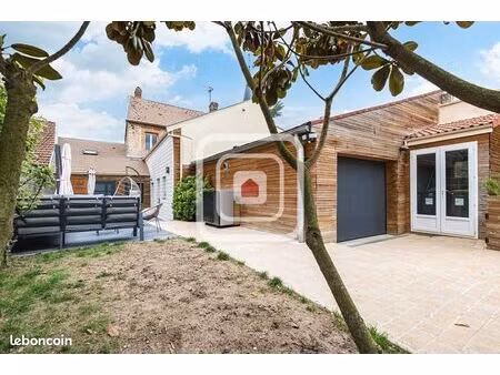 maison 5 pièces 138 m²
