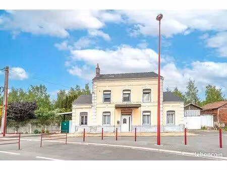 maison 5 pièces 140 m²