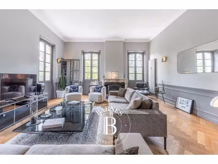 appartement de luxe à vendre dans le quartier plateau de puyricard-la trévaresse