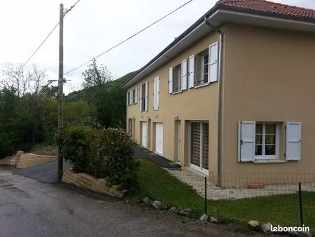 location appartement t 4 herbeys 38320