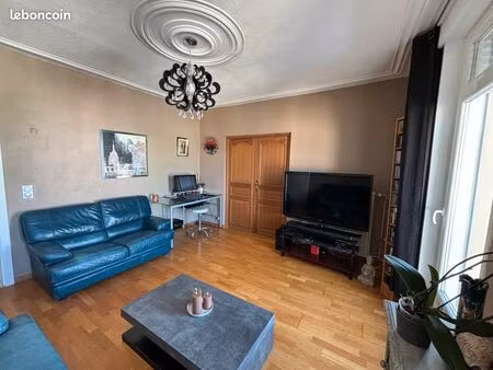 vends appartement t3 lumineux de 74 5 m2 à montigny lès metz exposition sud faibles charge