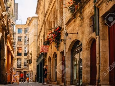 local 3.6.9 pezenas bail restauration