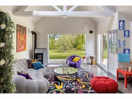 maison familiale avec extension contemporaine et jardin paysager