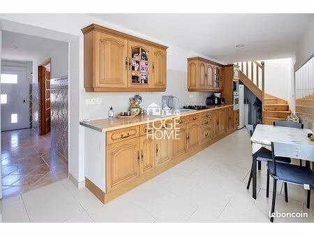 maison 6 pièces 150 m²