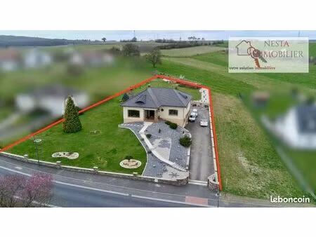 maison 8 pièces 256 m²