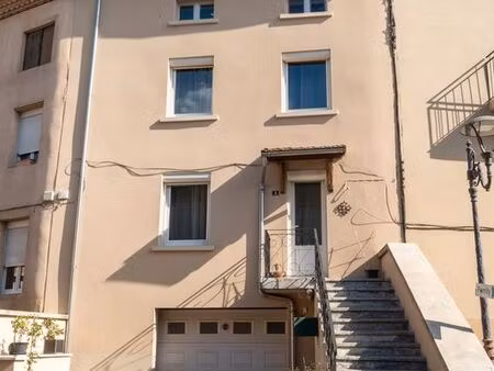maison de village - 140 m²