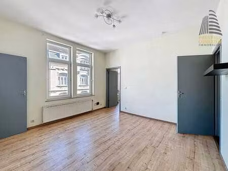 !! sous-option !! appartement une chambre avec bureau + faib